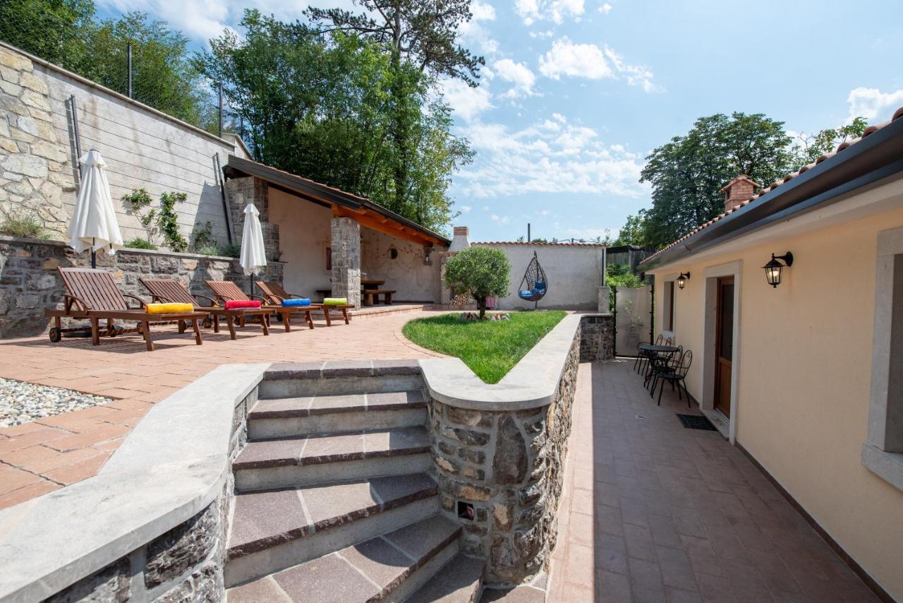 Vila Kuca Za Odmor Jurdani Exteriér fotografie